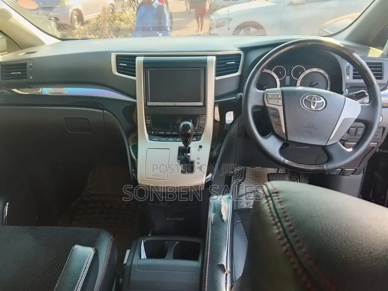 Toyota Vellfire 2014 Black