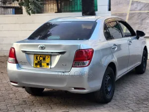 Toyota Axio 2013 Silver