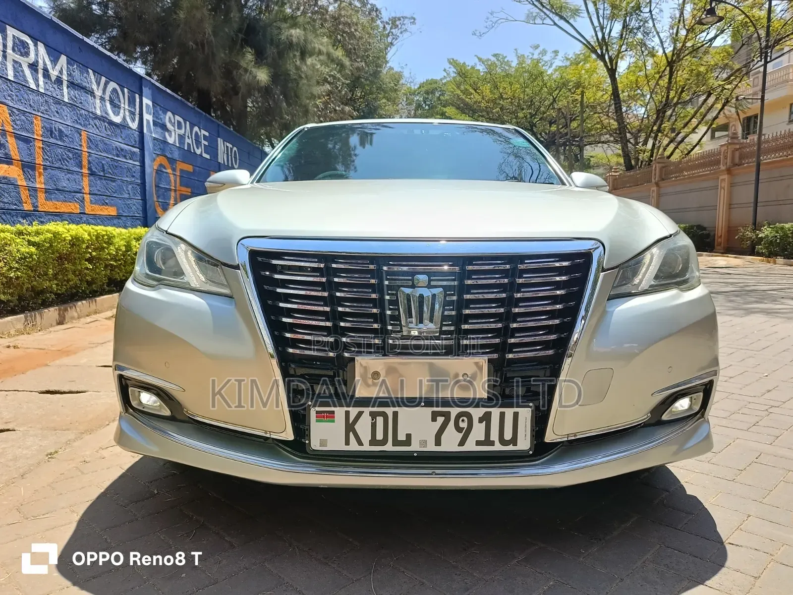 Toyota Crown 2016 Silver
