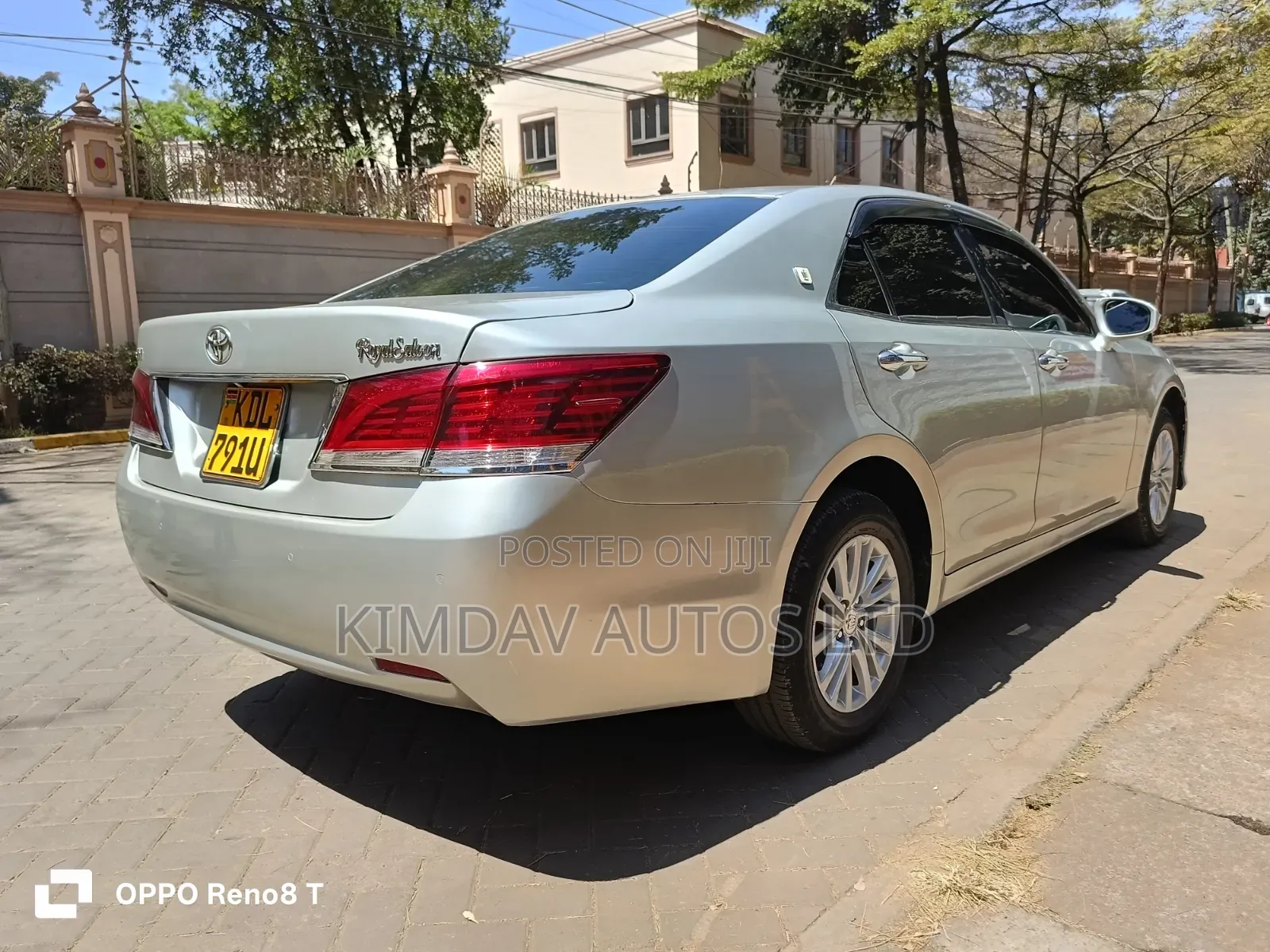 Toyota Crown 2016 Silver