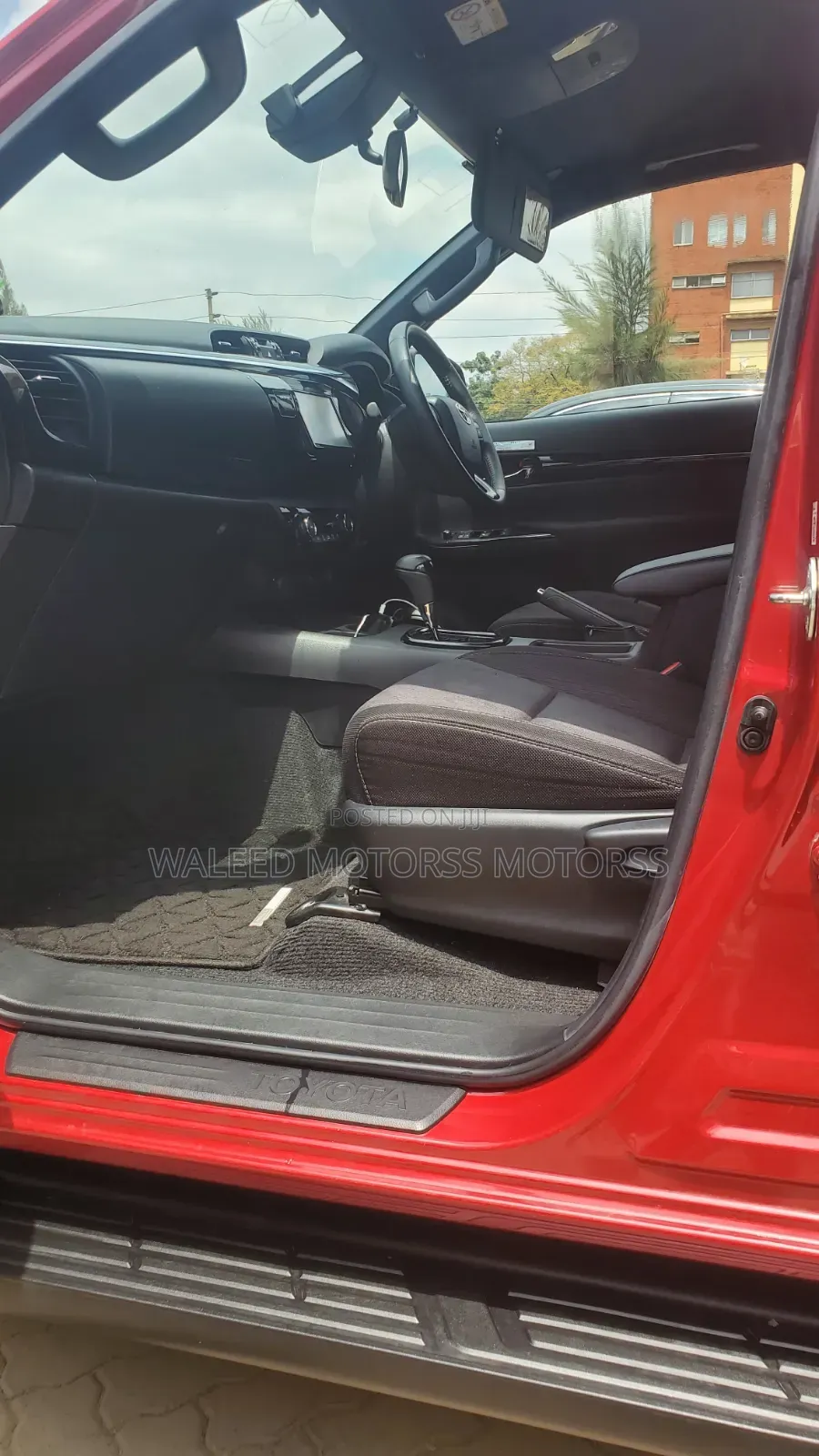 Toyota Hilux 2019 Red