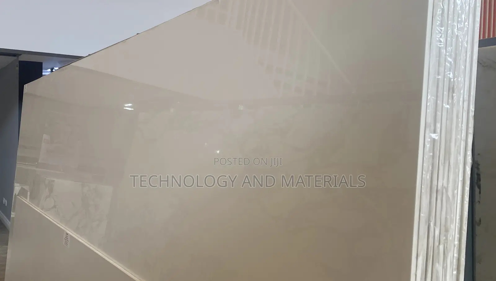 Pure White Sintered Stone