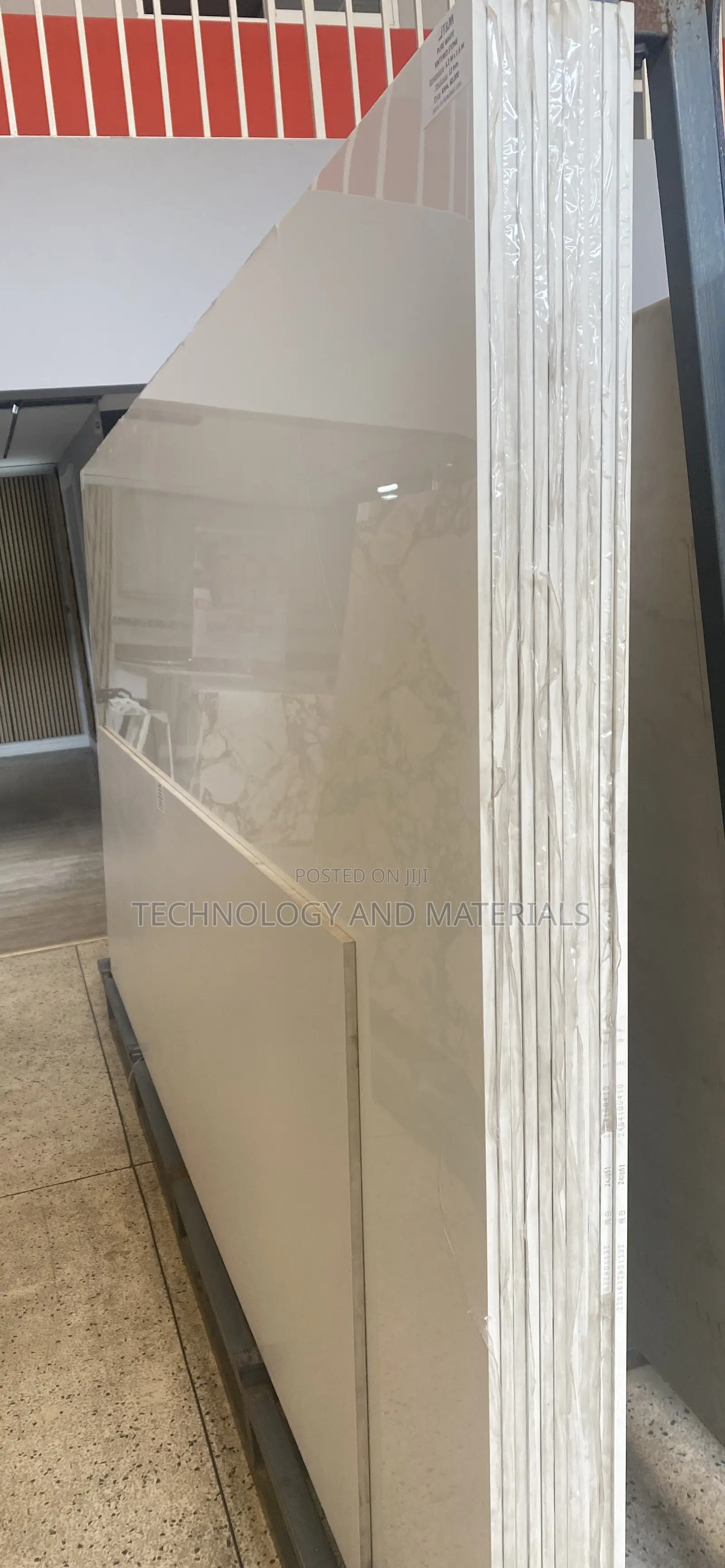 Pure White Sintered Stone