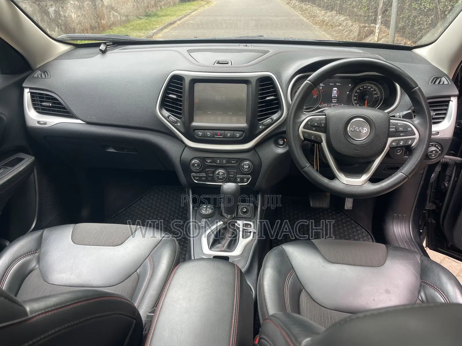 Jeep Grand Cherokee 2017 Black