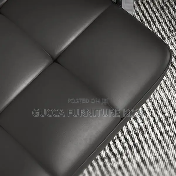 Office Chair; Executive Leather Visitors Chair