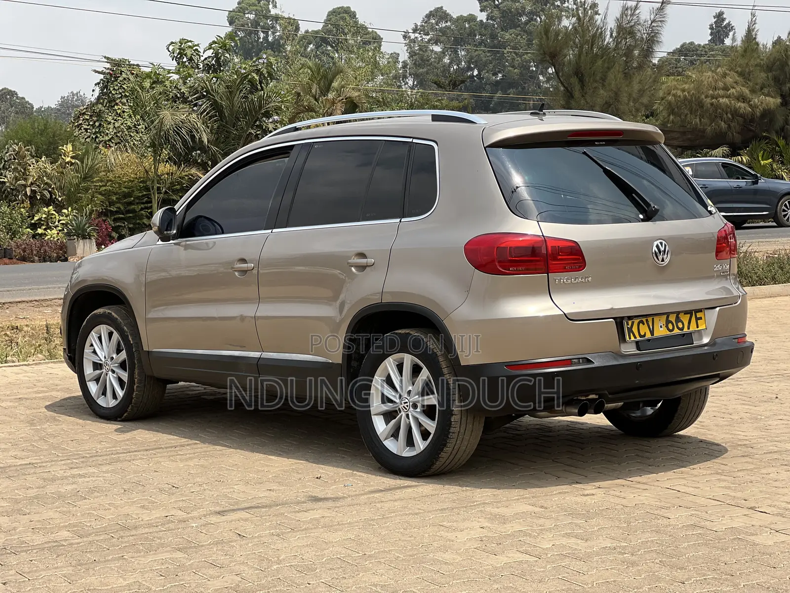 Volkswagen Tiguan 2012 Silver