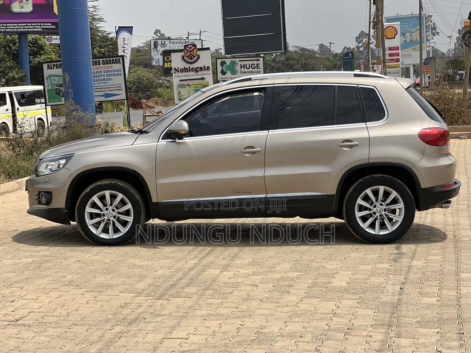 Volkswagen Tiguan 2012 Silver