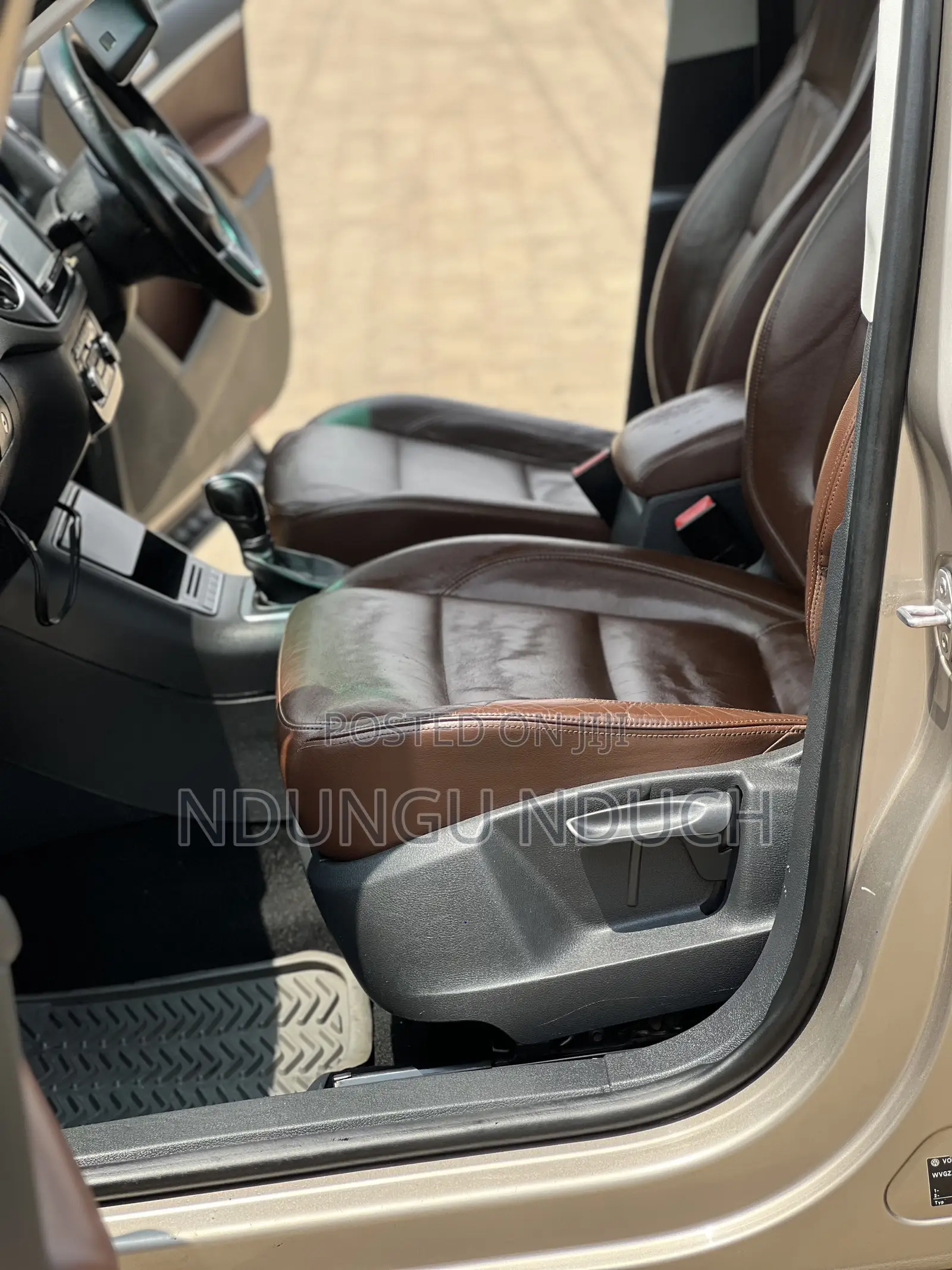 Volkswagen Tiguan 2012 Silver