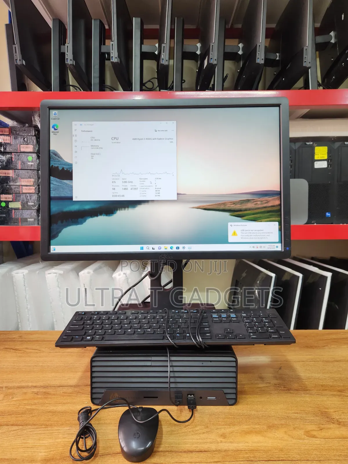 Desktop Computer HP ProDesk 400 8GB AMD Ryzen 5 SSD 256GB