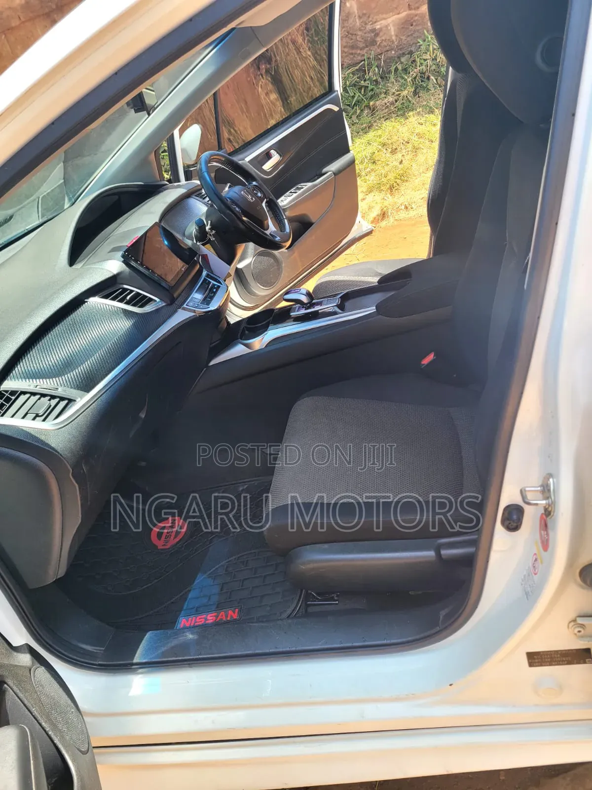 Honda Jade 2015 White