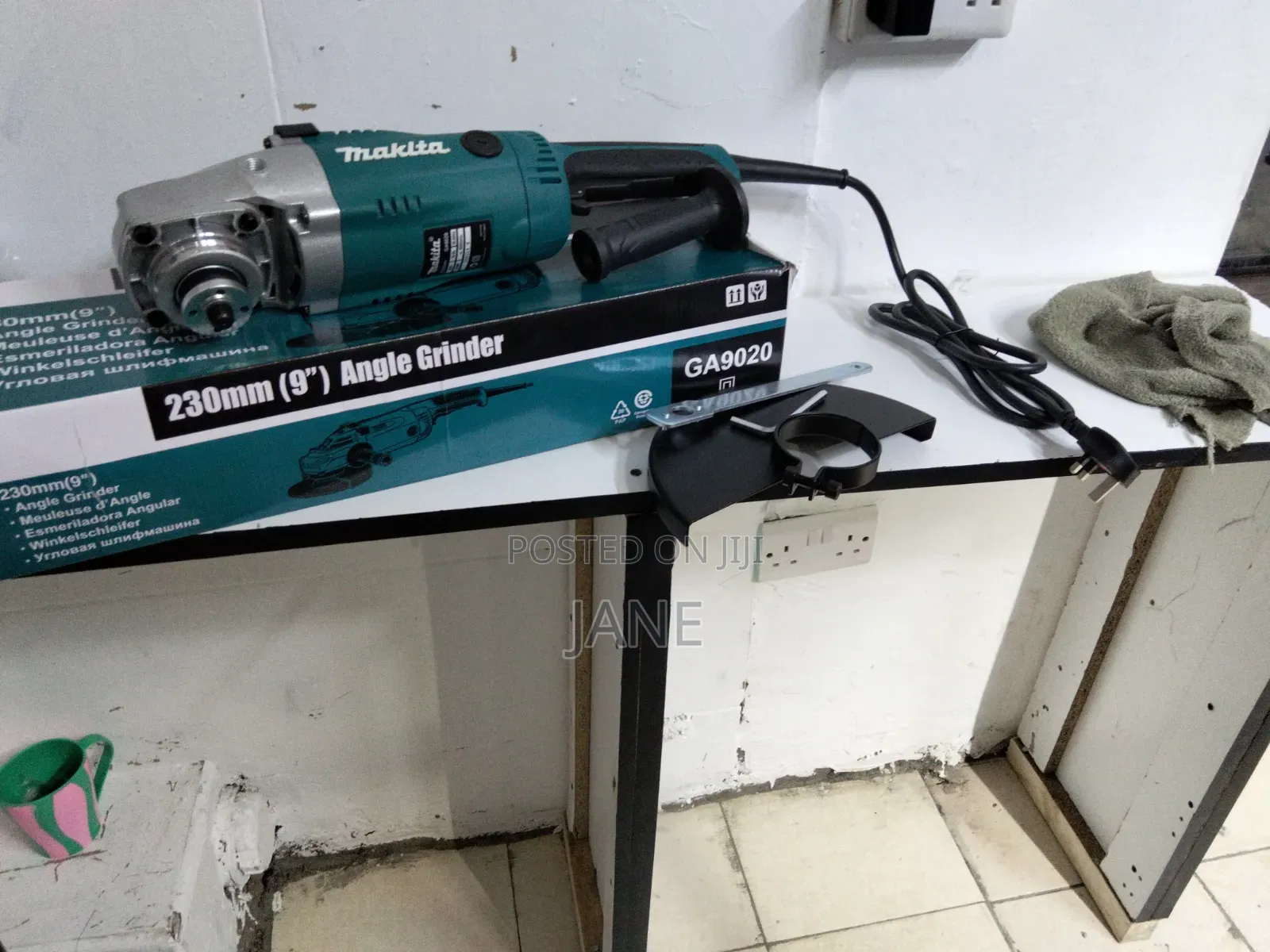 Makita Grinder