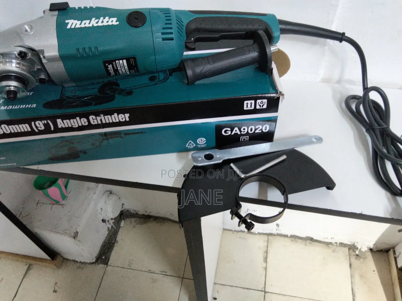 Makita Grinder