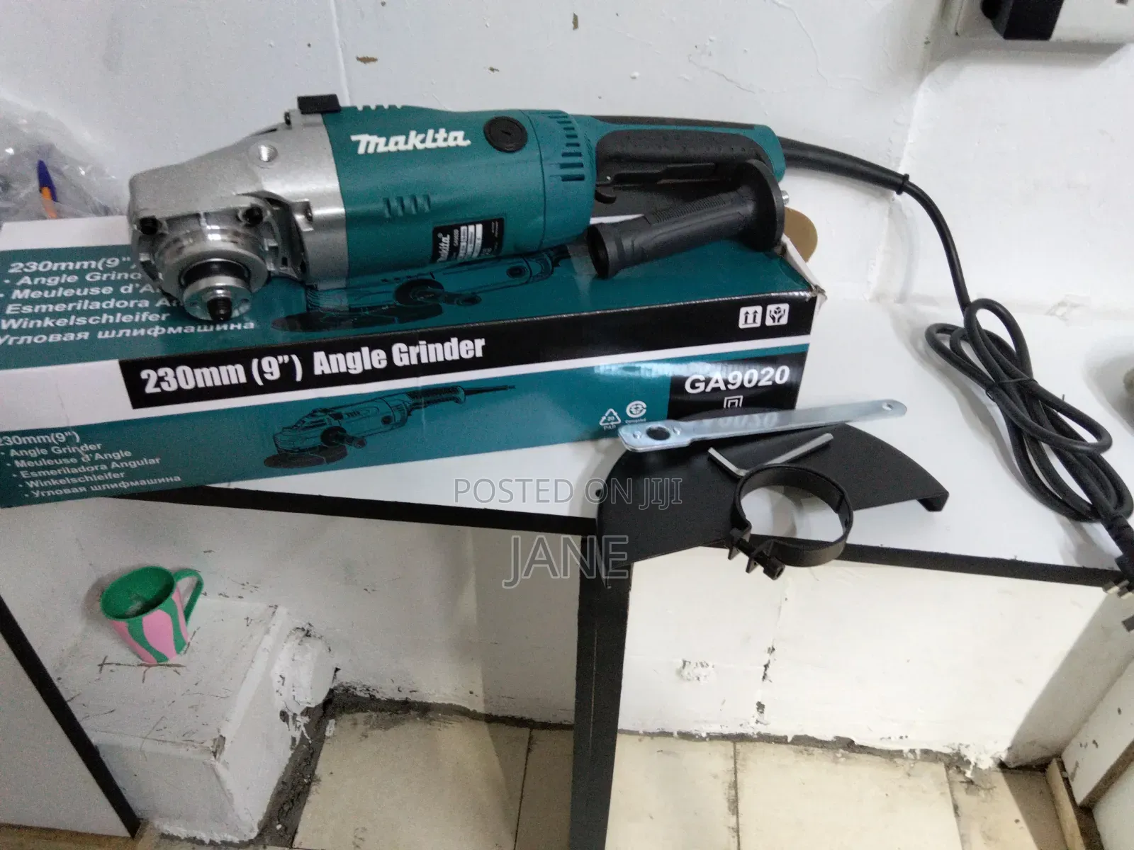 Makita Grinder