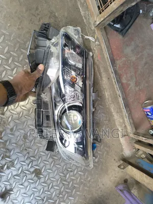 Subaru Sh5 Headlight