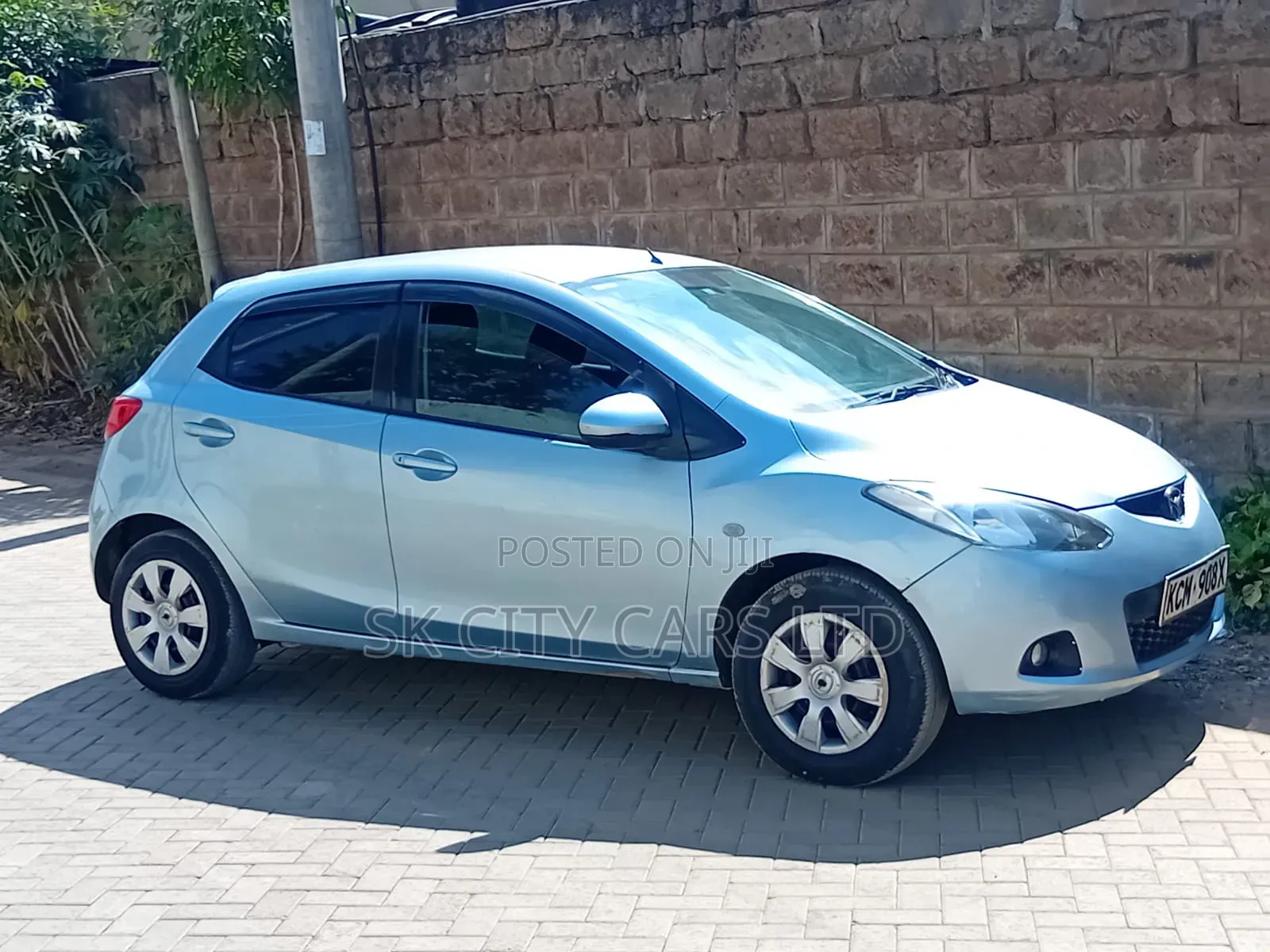 Mazda Demio 2010 Blue