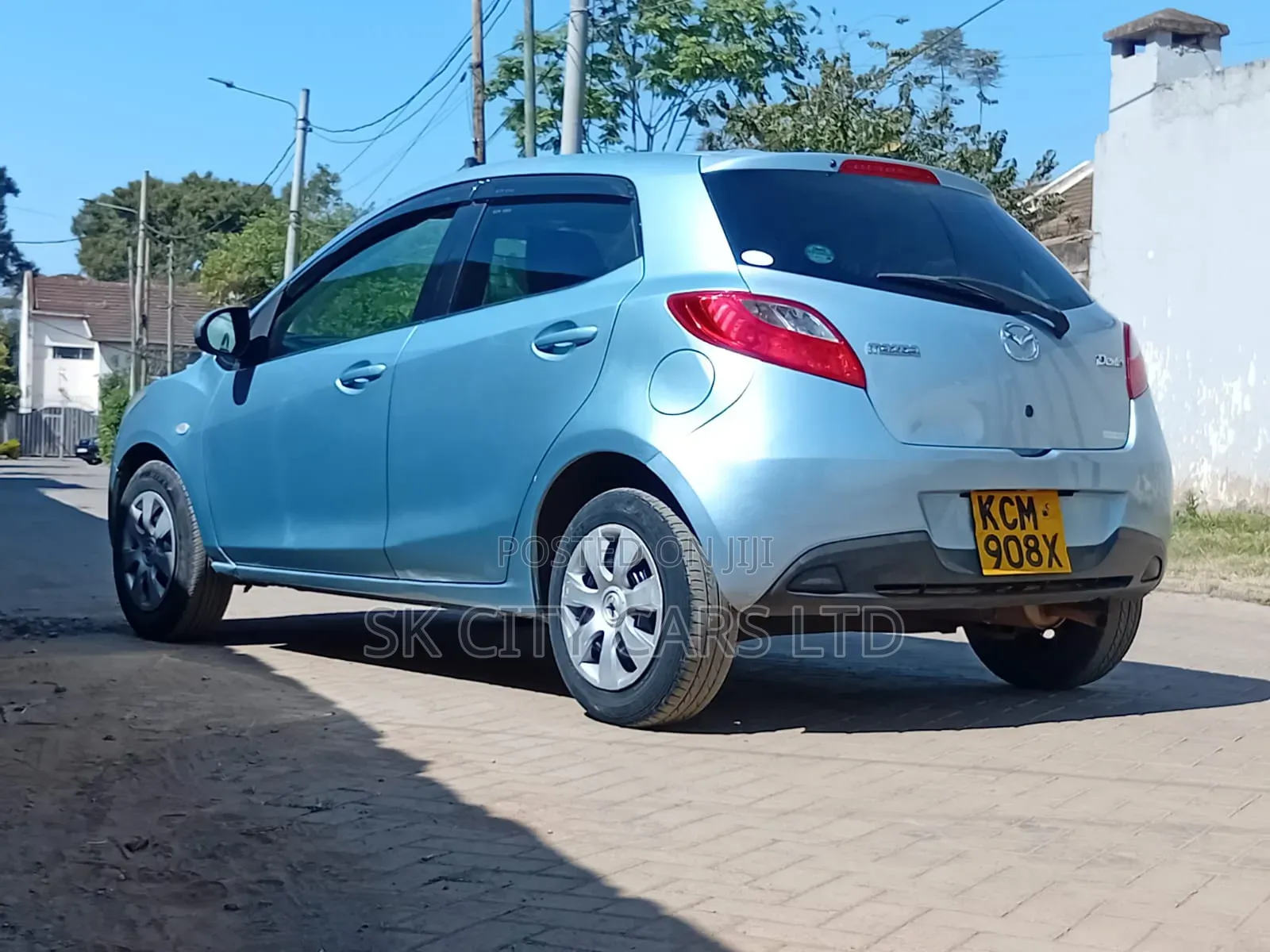 Mazda Demio 2010 Blue