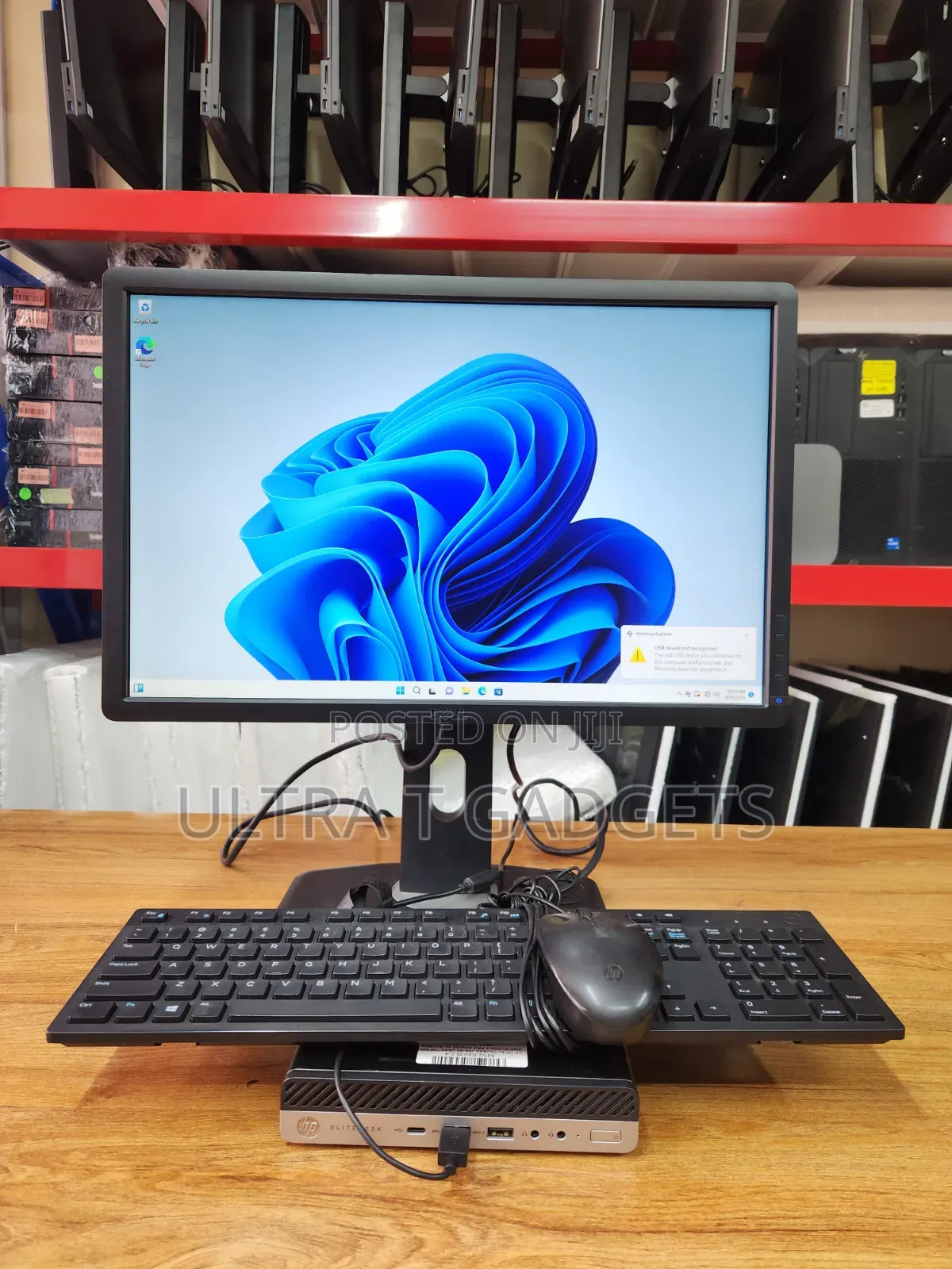 Desktop Computer HP EliteDesk 705 8GB AMD Ryzen 5 SSD 256GB