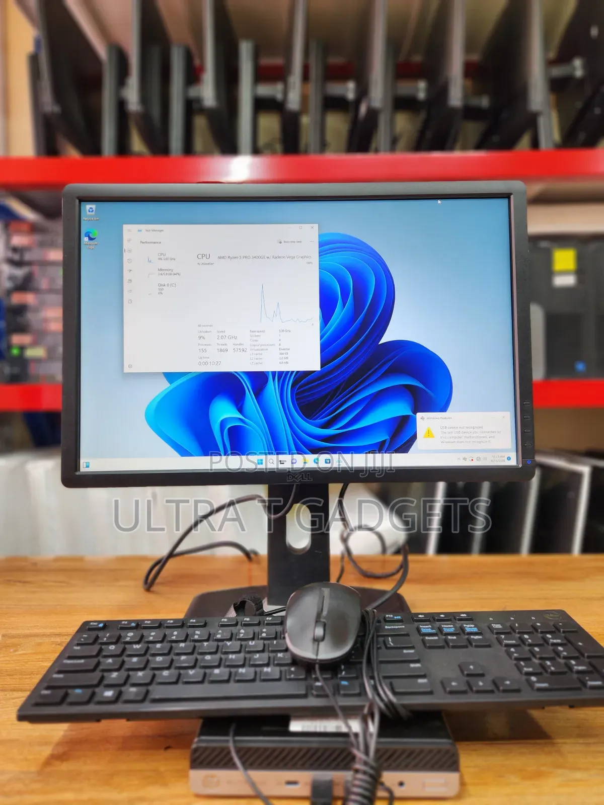 Desktop Computer HP EliteDesk 705 8GB AMD Ryzen 5 SSD 256GB