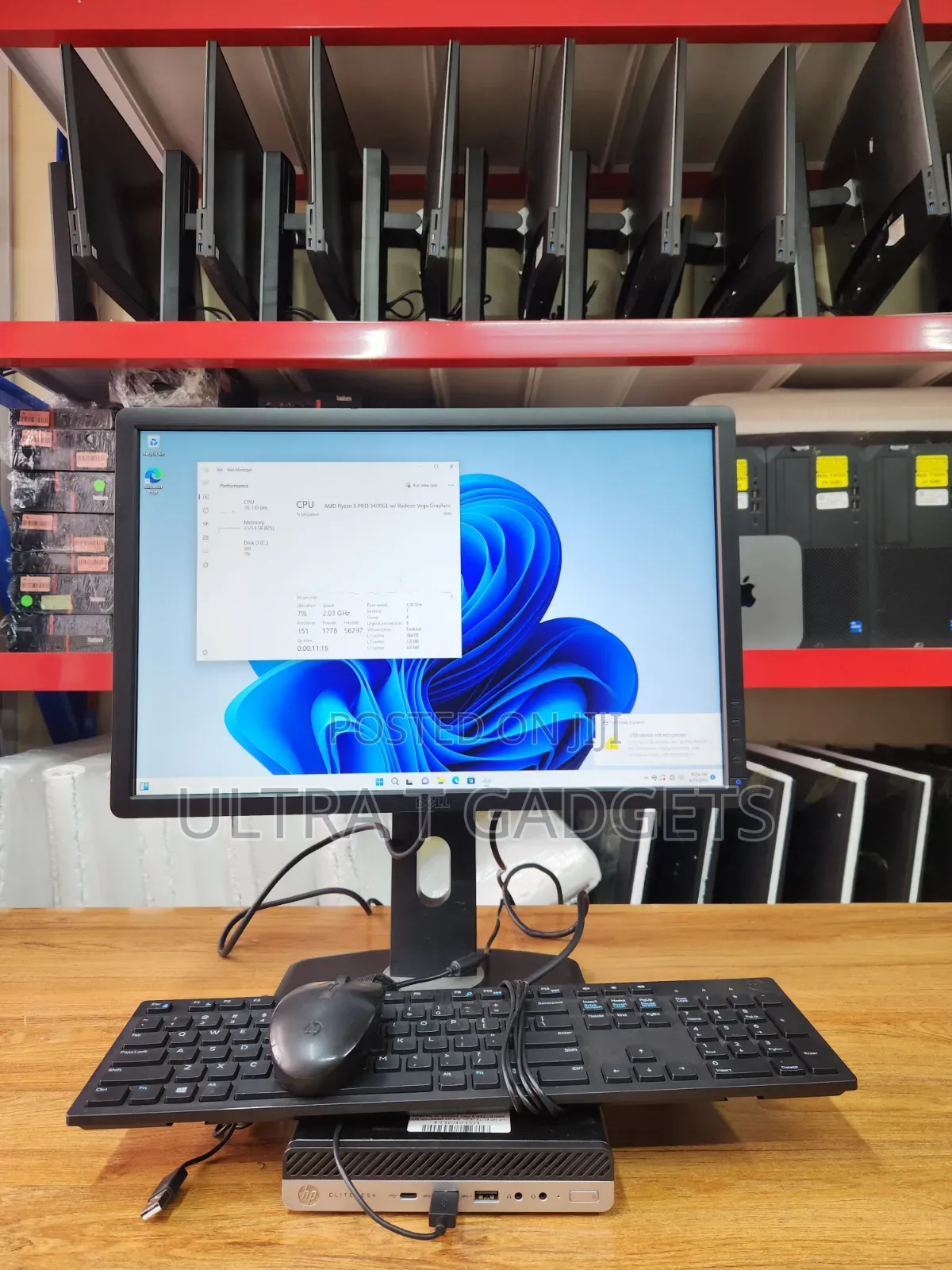 Desktop Computer HP EliteDesk 705 8GB AMD Ryzen 5 SSD 256GB