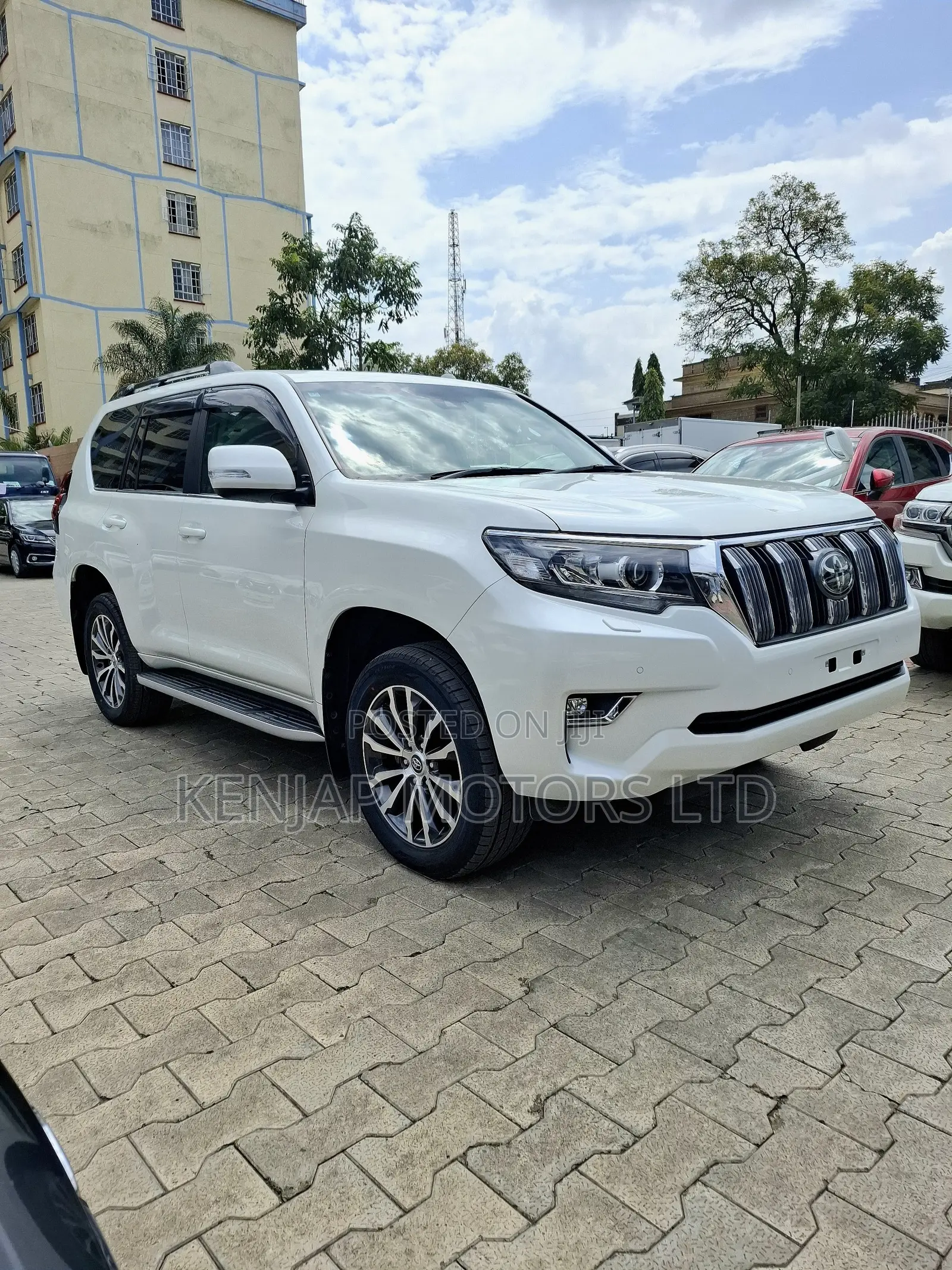 Toyota Land Cruiser Prado 2.8 2020 White