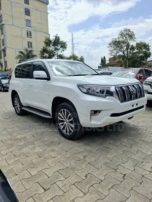 Toyota Land Cruiser Prado 2.8 2020 White