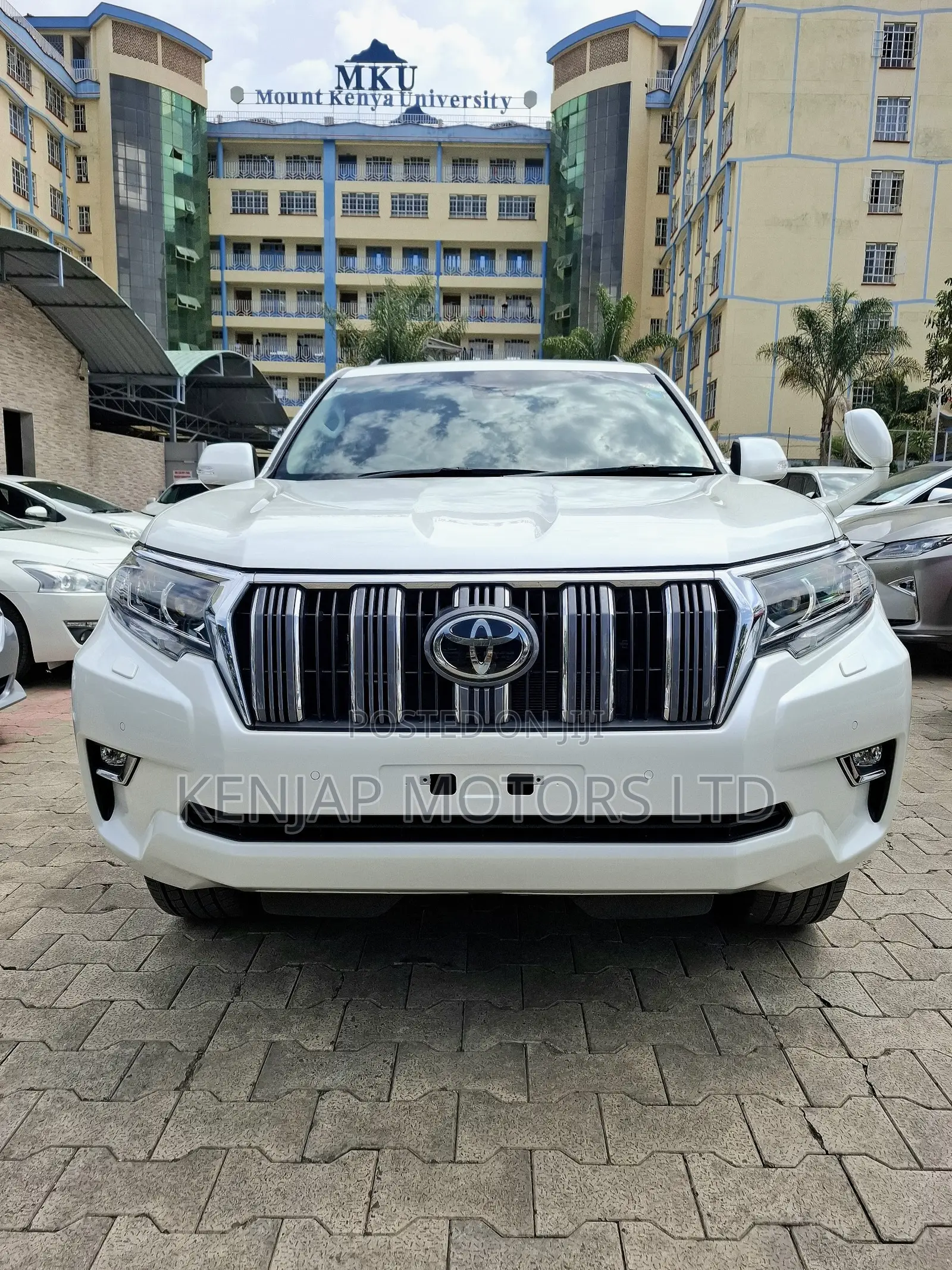 Toyota Land Cruiser Prado 2.8 2020 White