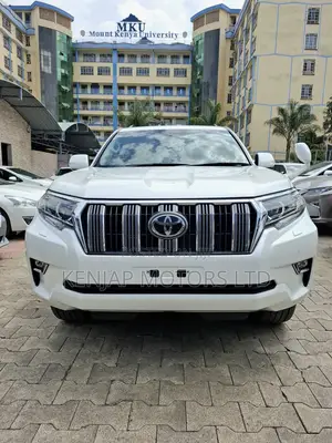 Toyota Land Cruiser Prado 2.8 2020 White