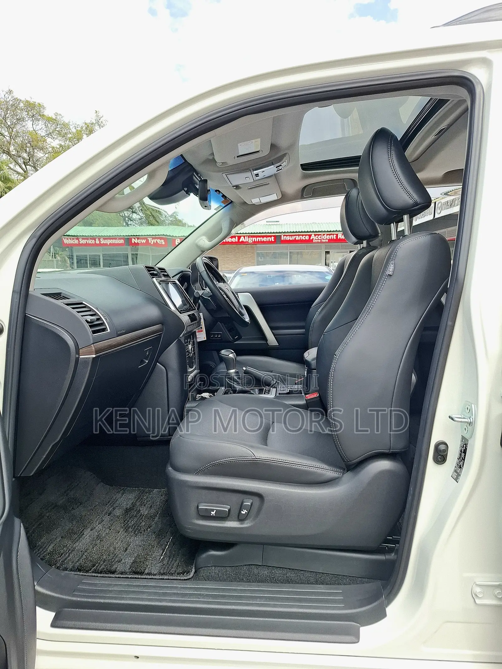 Toyota Land Cruiser Prado 2.8 2020 White