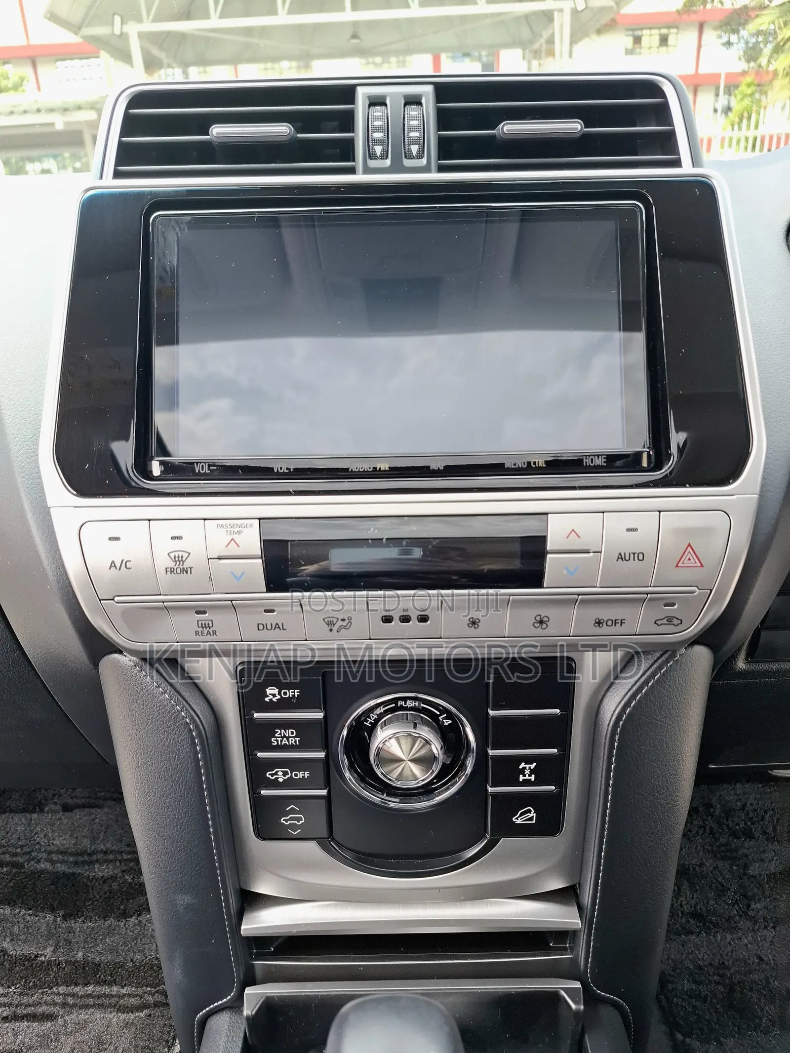 Toyota Land Cruiser Prado 2.8 2020 White
