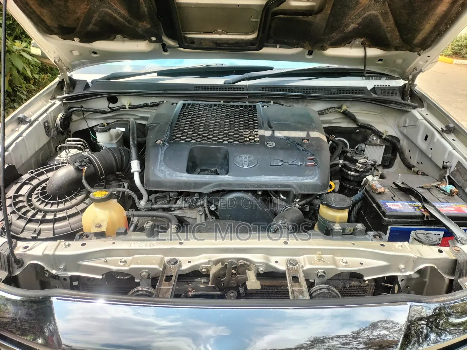 Toyota Hilux 2013 Brown