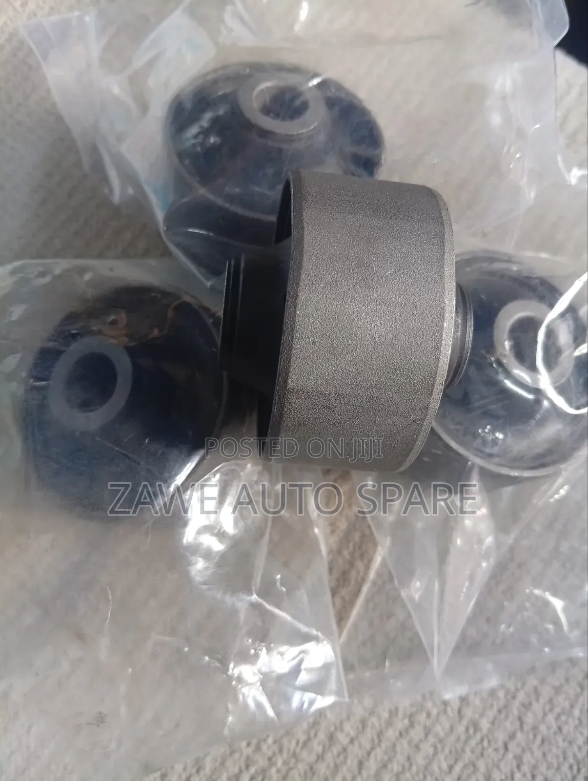 Big and Small Suzuki Alto Front Arm Bushes
