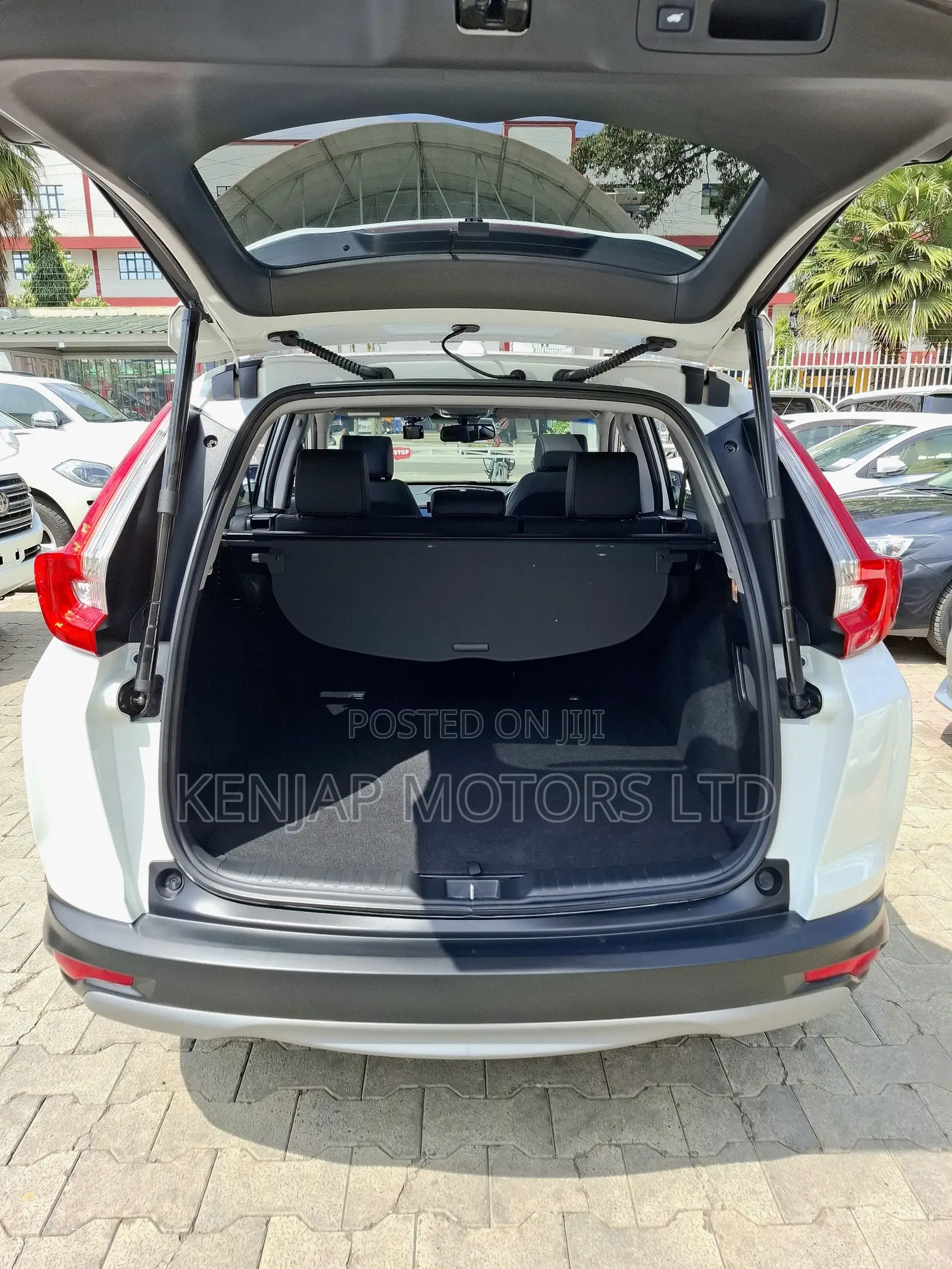 Honda CR-V 2019 White