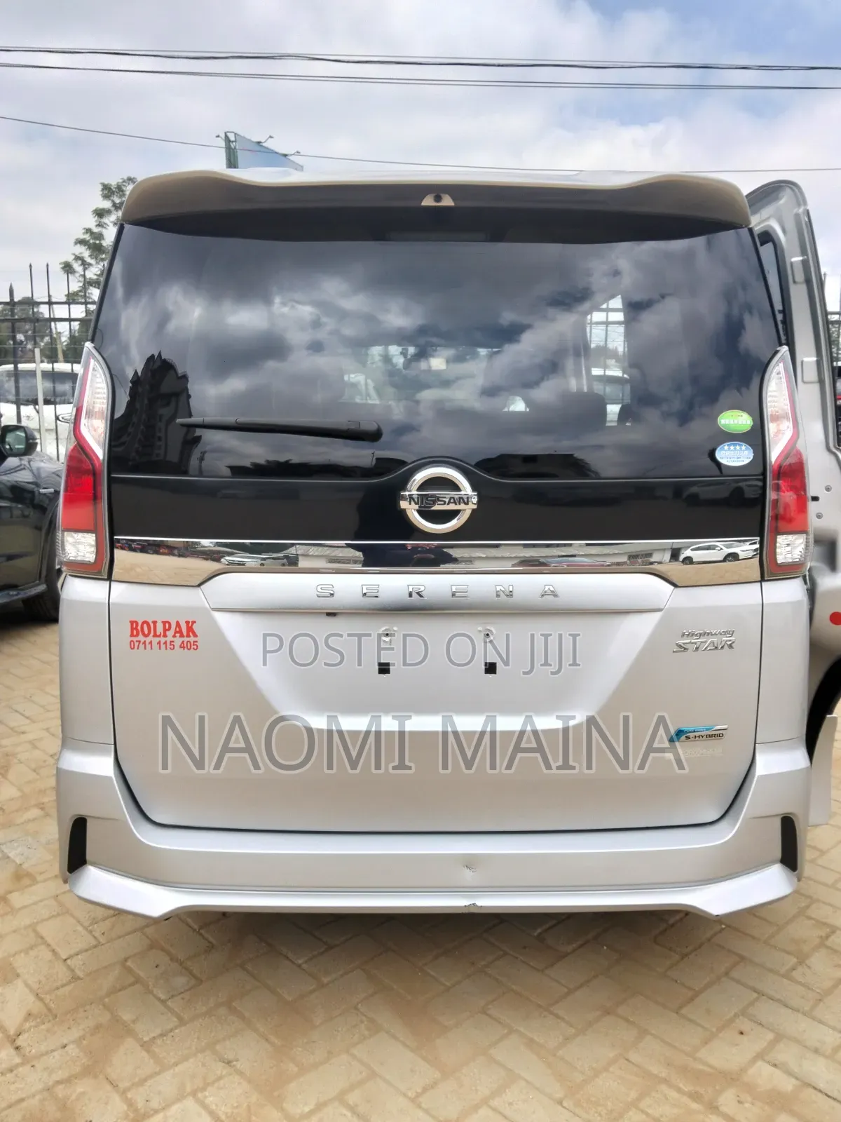 Nissan Serena 2018 Silver