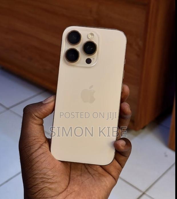Apple iPhone 16 Pro Max 512 GB Gold - thumbnail 3