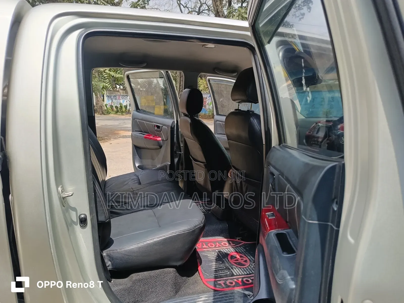 Toyota Hilux 2013 Gold