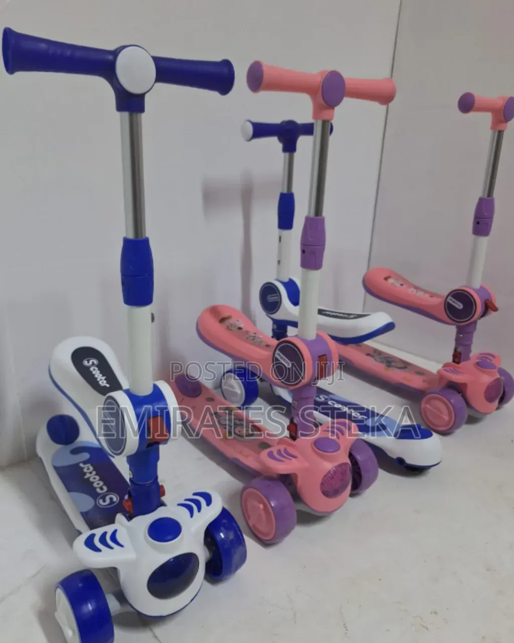 Kids' Adjustable Scooter With Stylish Lights, Comfortable Seats