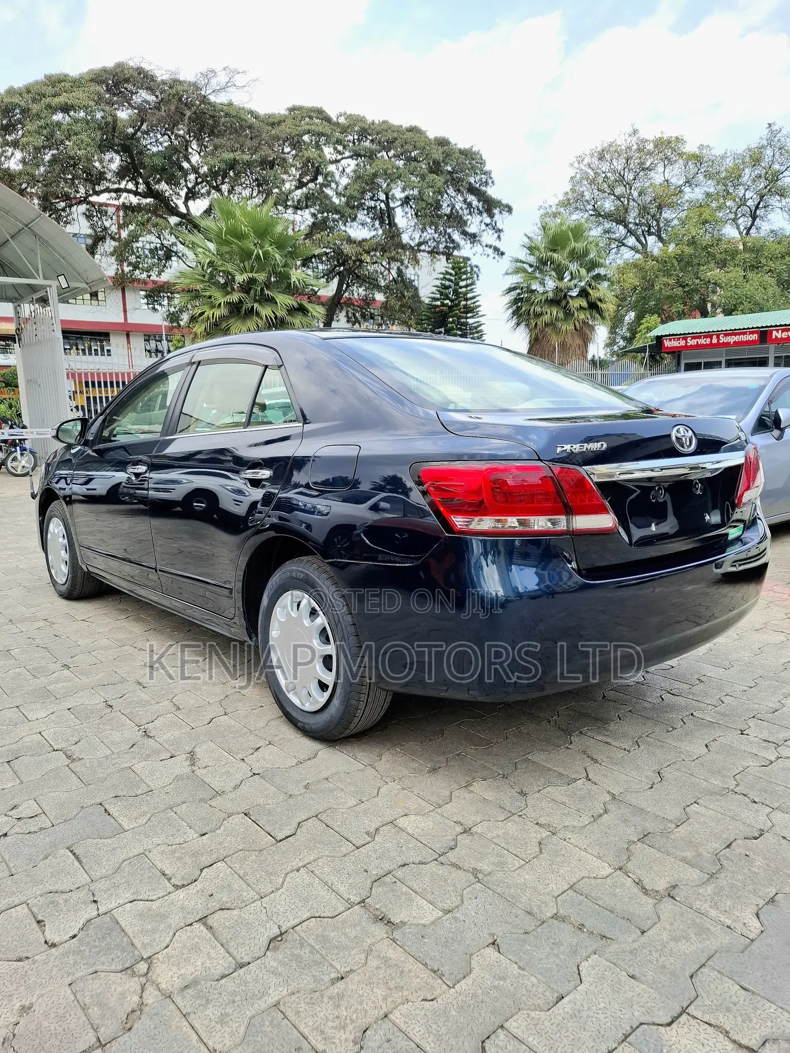 Toyota Premio 2019 Black