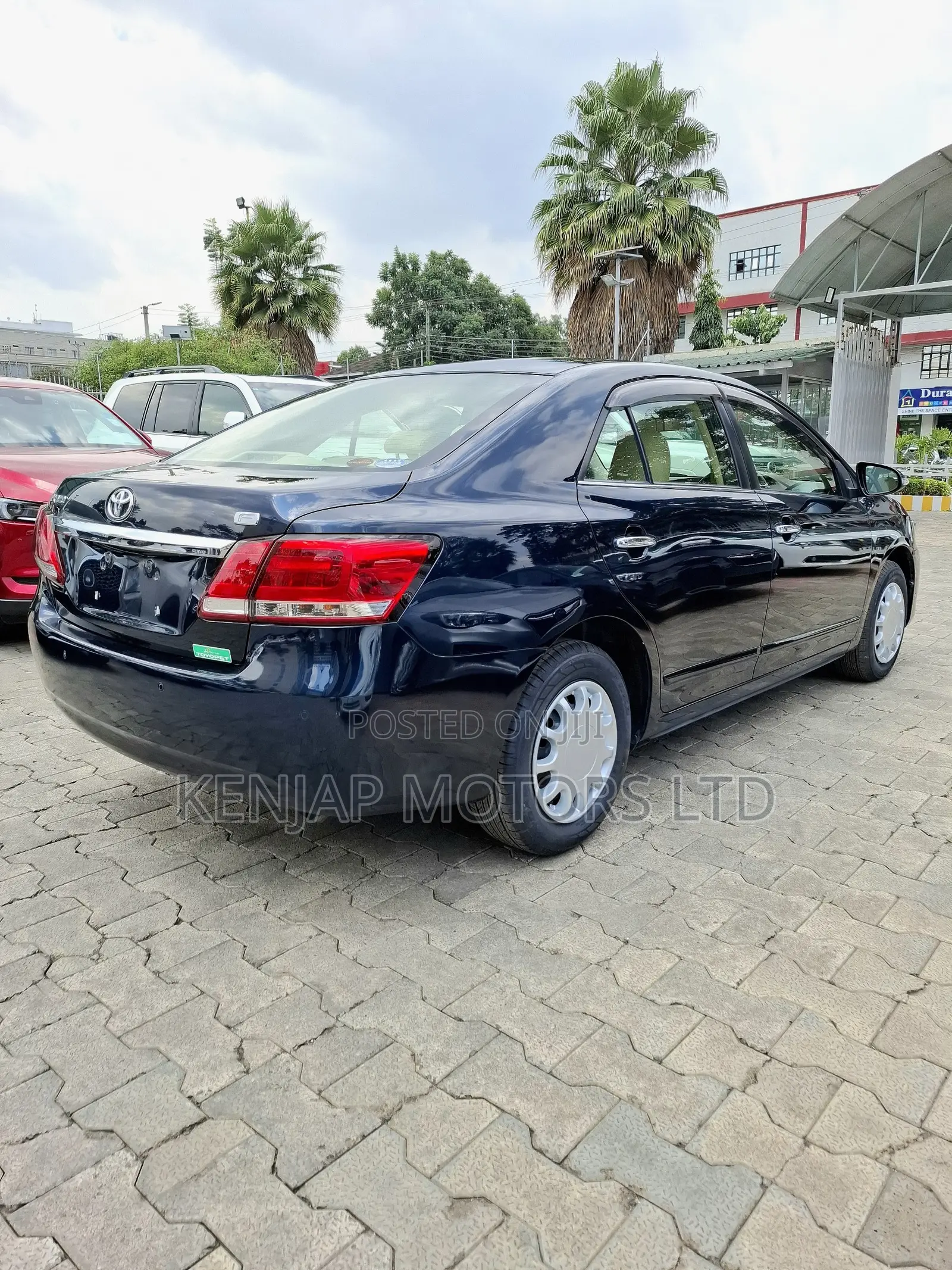 Toyota Premio 2019 Black