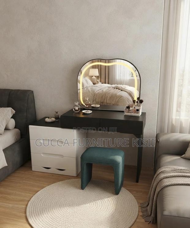 Dresser; 3-Drawer LED Vanity Dressing Table - thumbnail 8