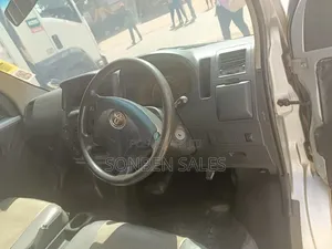 Toyota TownAce 2011 Silver