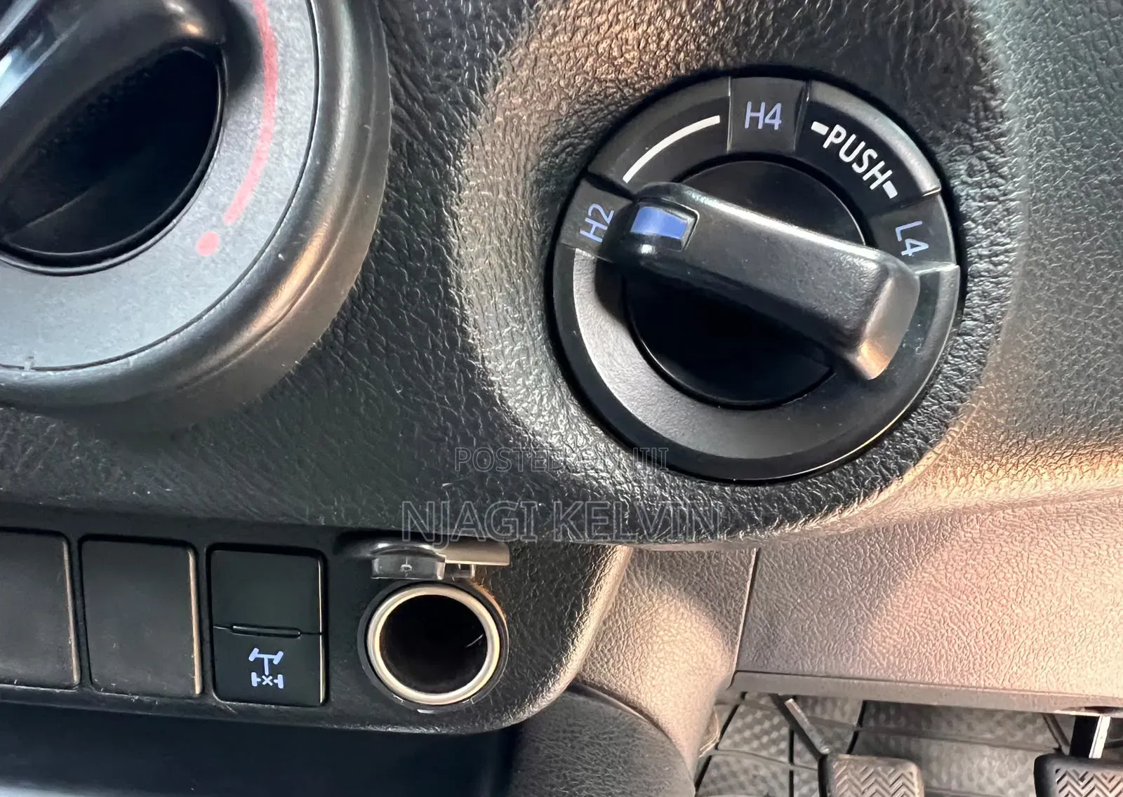 Toyota Hilux 2021 Gray