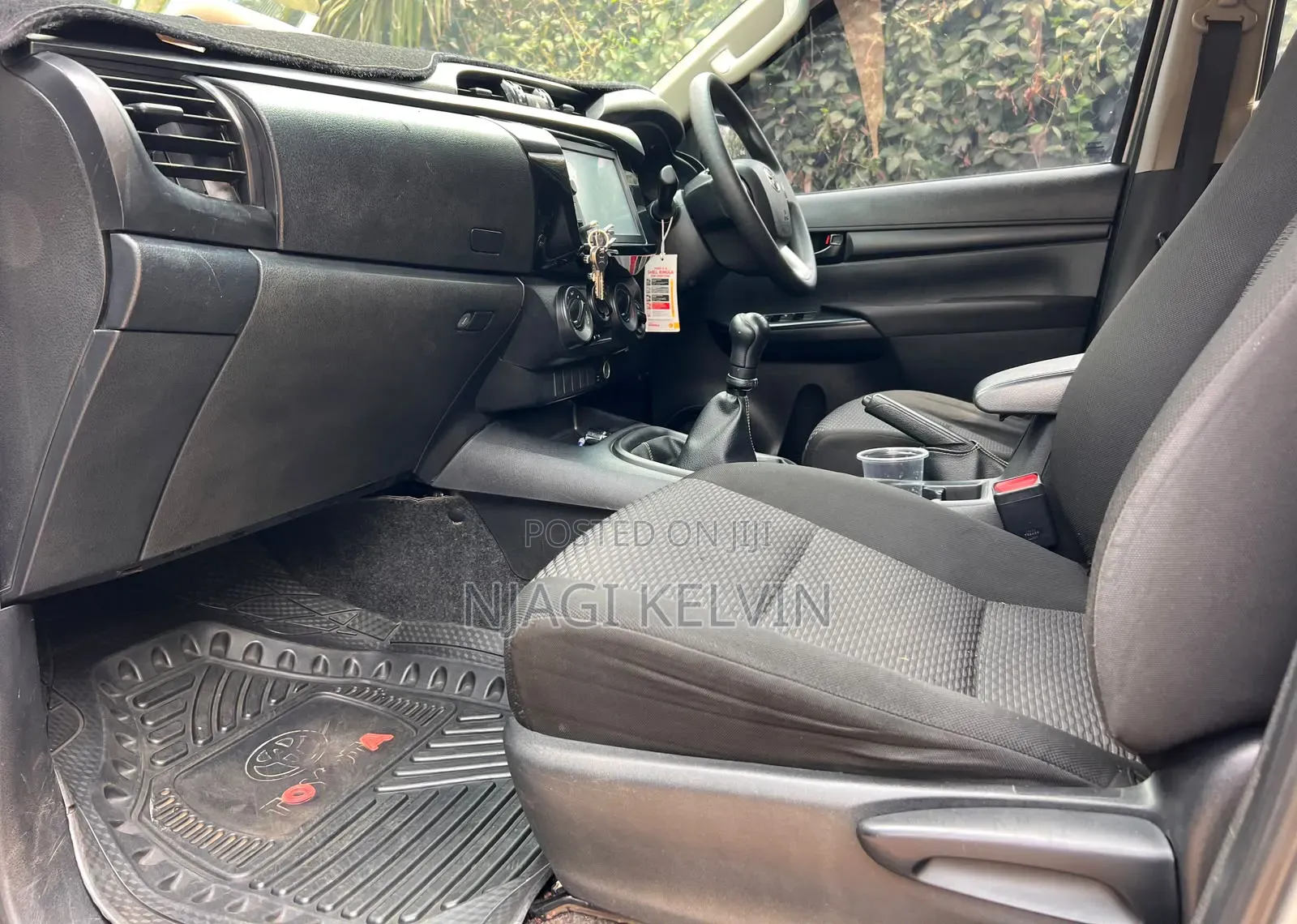 Toyota Hilux 2021 Gray
