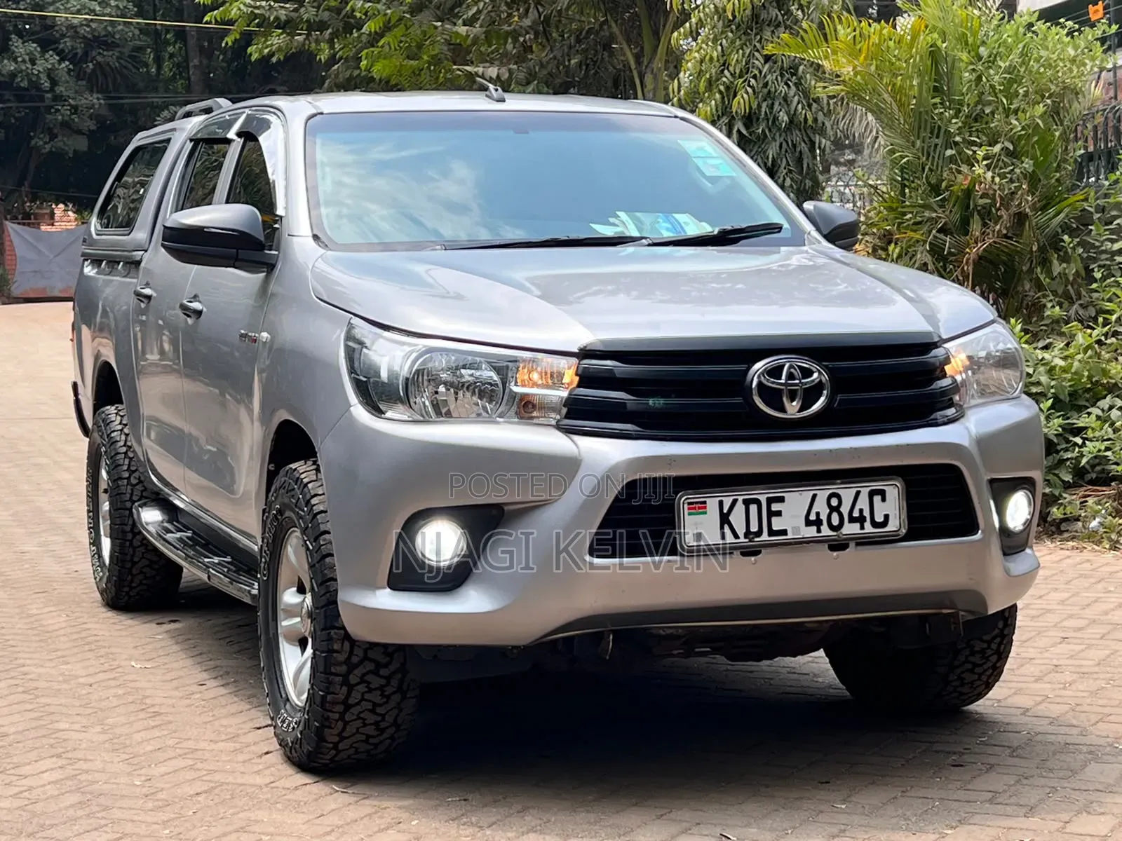 Toyota Hilux 2021 Gray