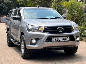 Toyota Hilux 2021 Gray