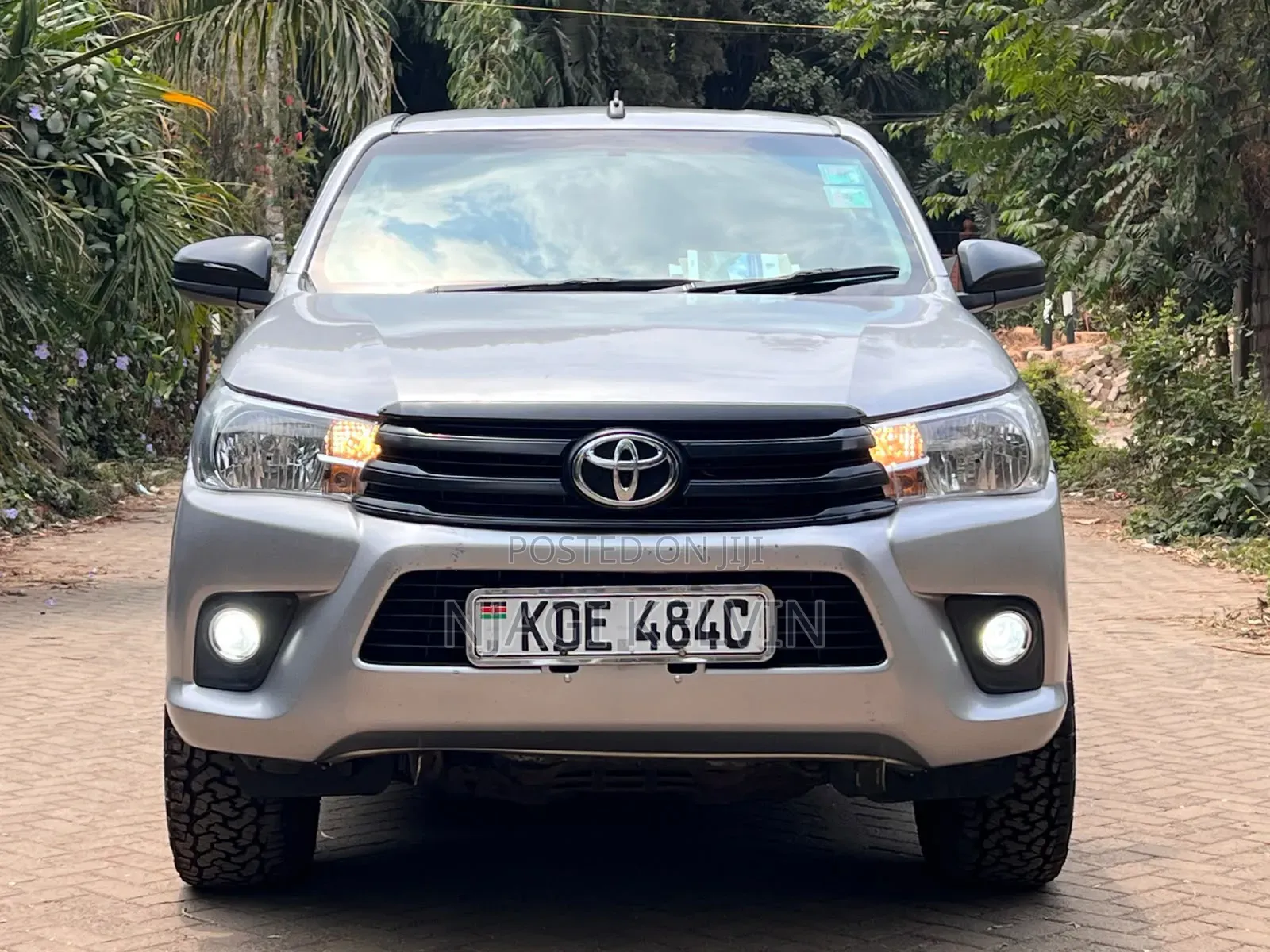 Toyota Hilux 2021 Gray