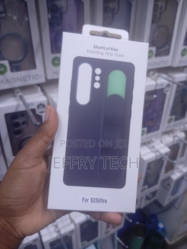Key Standing Grip Case Designed for the Samsung Galaxy S25 Ultra