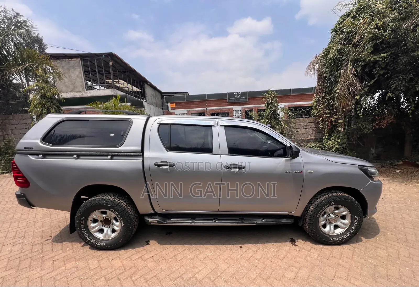 Toyota Hilux 2021 Gray