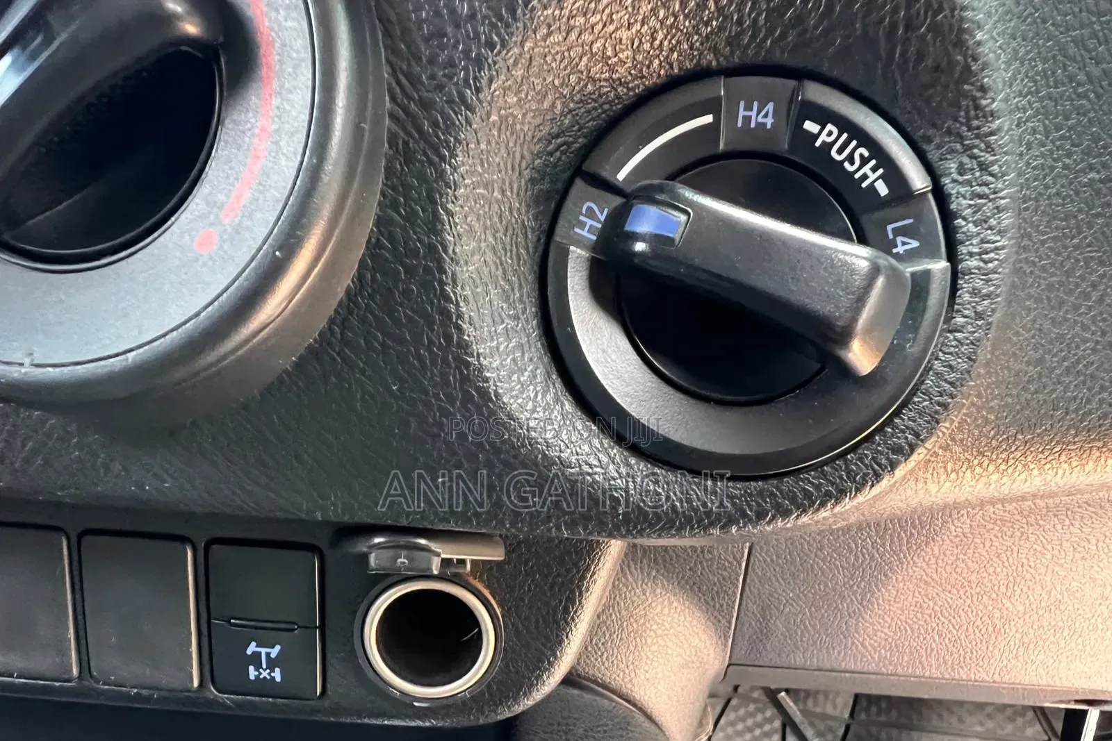 Toyota Hilux 2021 Gray