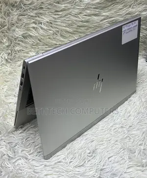 Laptop HP EliteBook 830 G8 16GB Intel Core i7 SSD 512GB