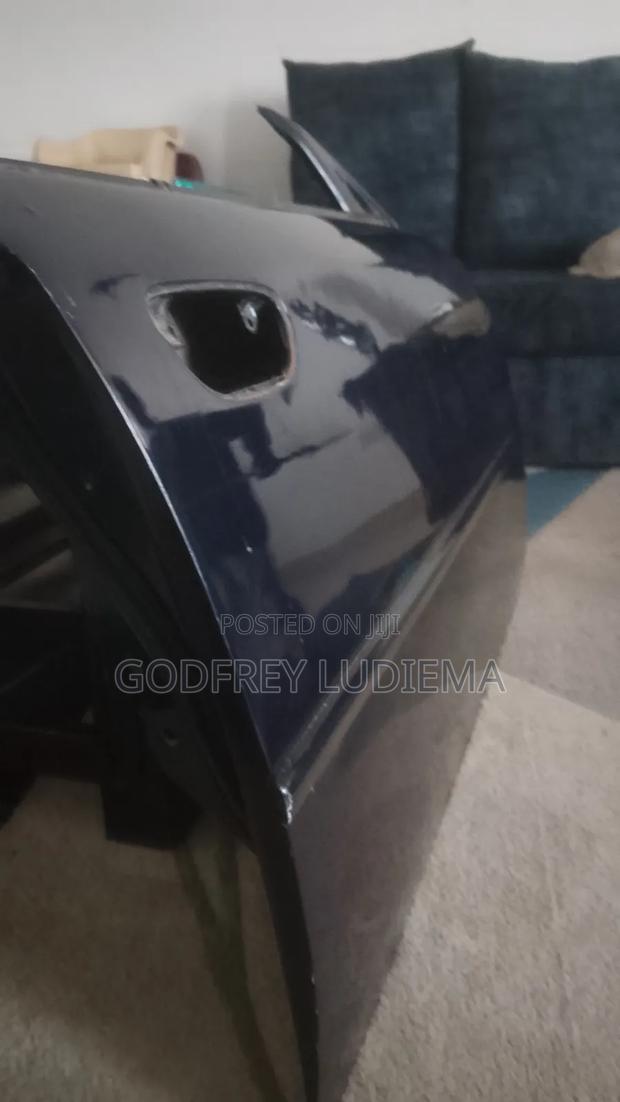 Subaru Bp5 Driver Door - thumbnail 12